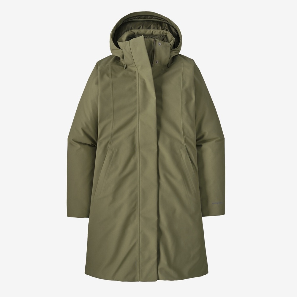 Patagonia Tres 3-in-1 Parka in Pine Needle Green Size Medium.